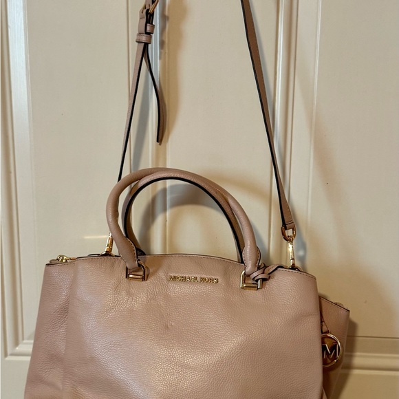 Michael Kors Maxine medium cream Satchel with Gold Accents - Picture 10 of 12